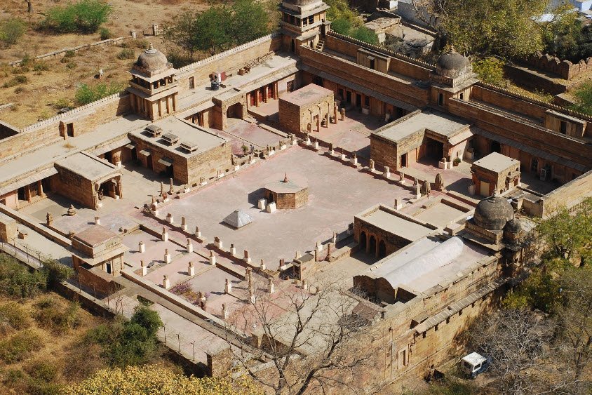 Gujari Mahal, Gwalior, Madhya Pradesh - Vushii.com Gujari Mahal, Gwalior, Madhya Pradesh - Vushii.com